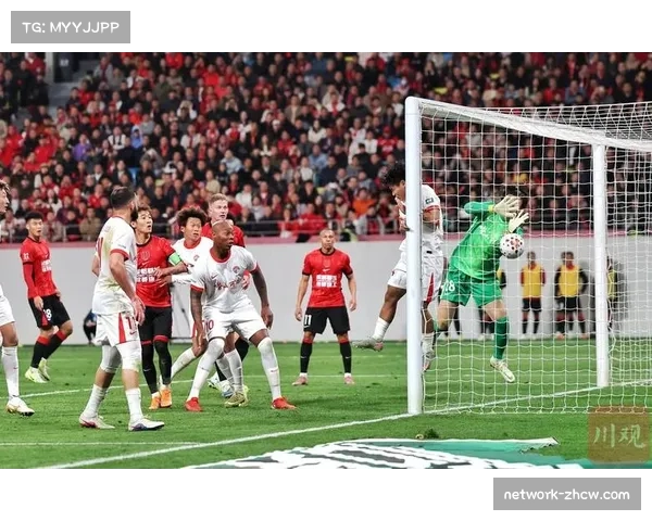 成都蓉城4231阵型释放进攻 罗慕洛角球直接破门破解密集防守